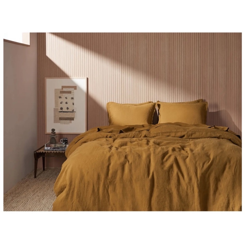 NWT Parachute Linen Duvet Cover in Ochre King/Cal King
